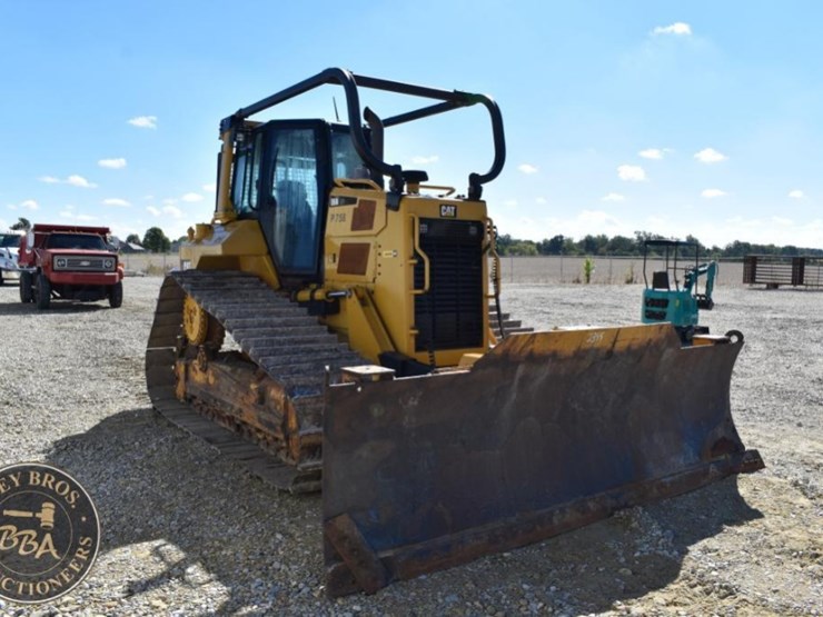 2020-caterpillar-d6n-lgp-image-33