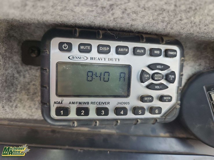 deere-326e-image-8