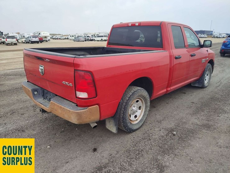 2015-ram-tradesman-image-4