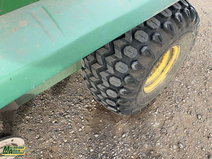john-deere-gator-image-7
