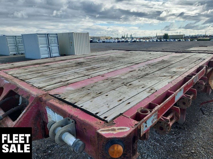 2008-manac-tri/a-step-deck-trailer-image-12