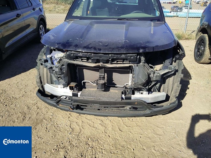 2021-ford-explorer-image-26