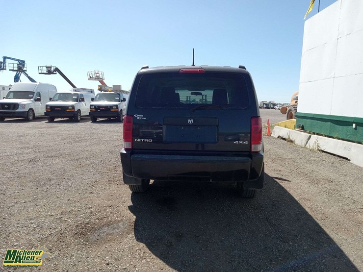 2008-dodge-nitro-image-14