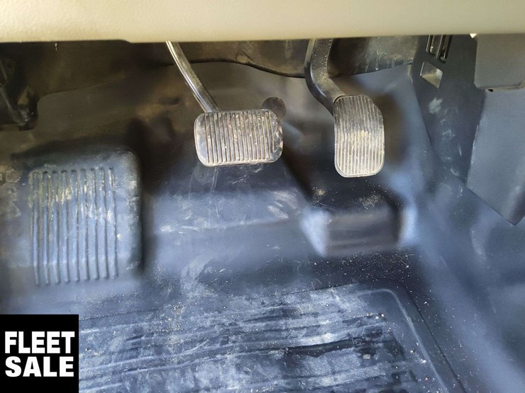 2017-ford-f150-image-16