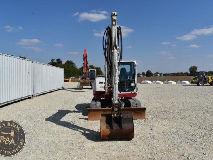 2018-takeuchi-tb290-image-8