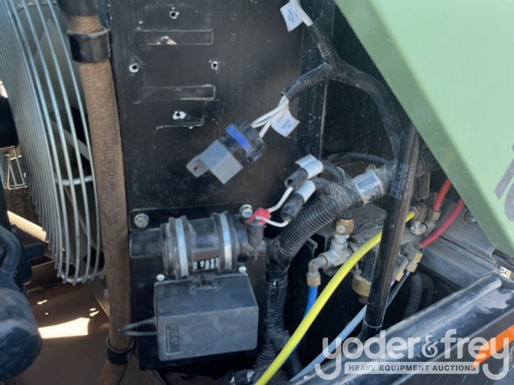 2023-sullair-185-cfm-image-21