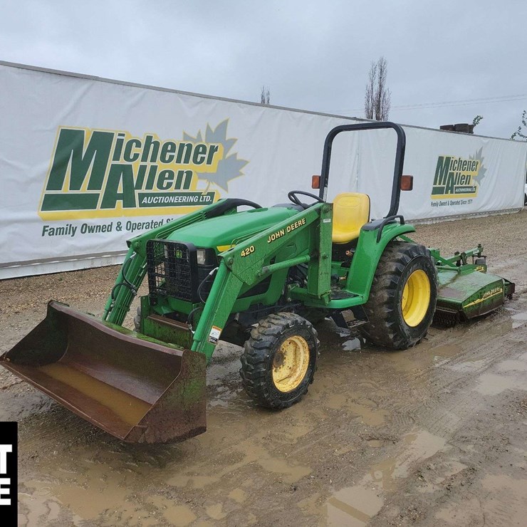 2000 JOHN DEERE 4400