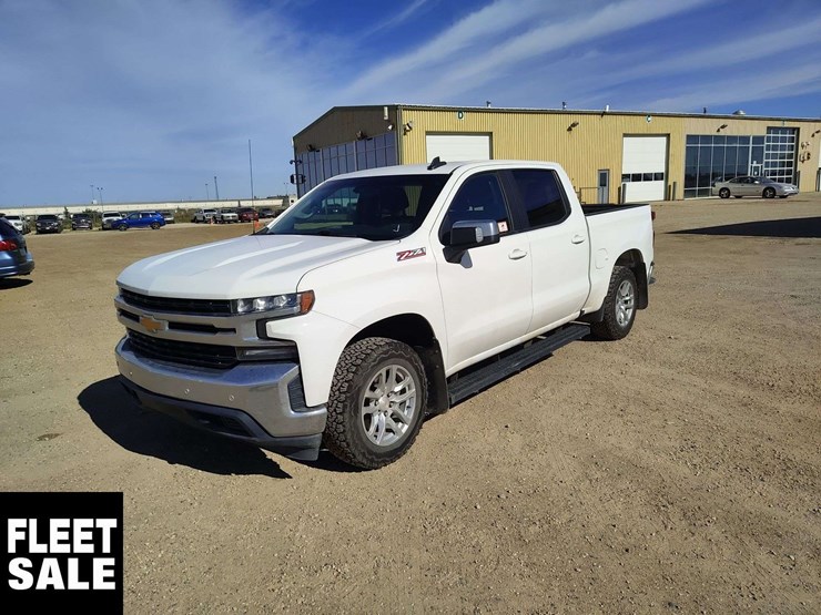 2020-chevrolet-silverado-1500-image-1