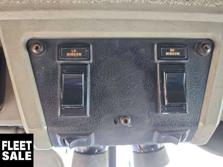 2000-kenworth-t800-image-22