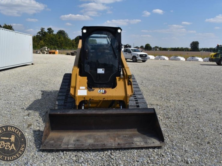 2020-caterpillar-299d3-image-10