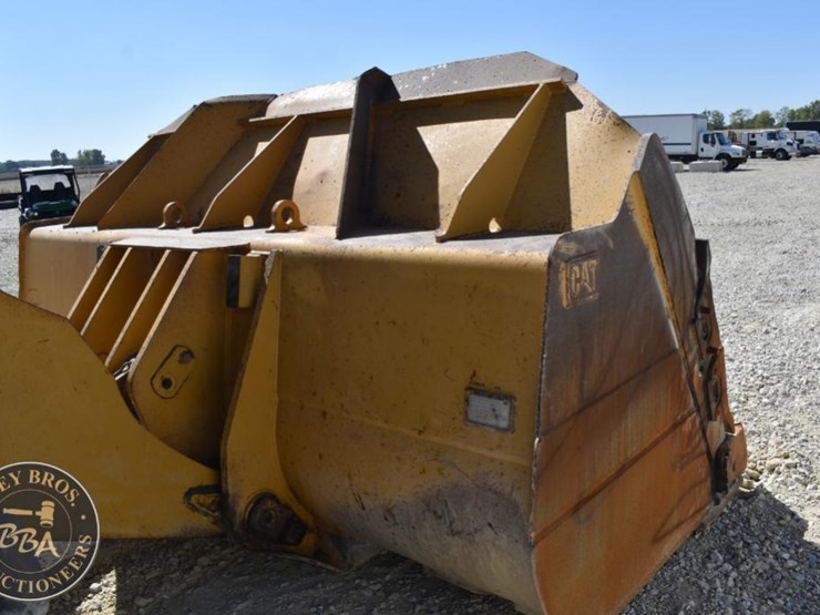 2016-caterpillar-982m-image-75