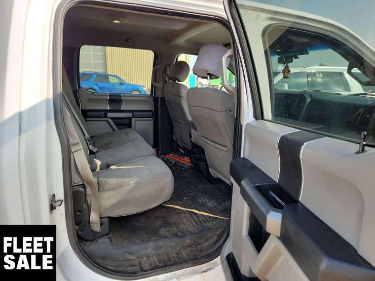 2017-ford-f150-image-16