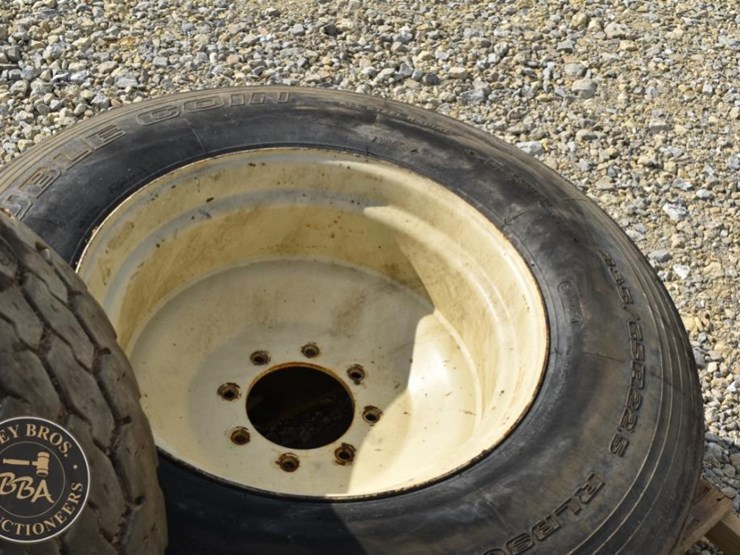 tires-385/65r22.5-radial-tires-38027-image-2