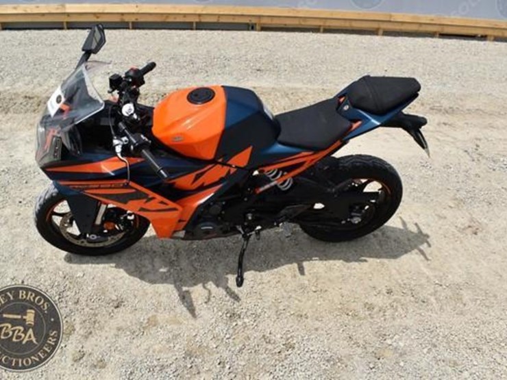2024-ktm-rc390-37974-image-2