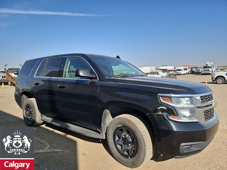 2015-chevrolet-tahoe-image-2