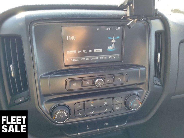 2018-chevrolet-silverado-3500hd-image-14