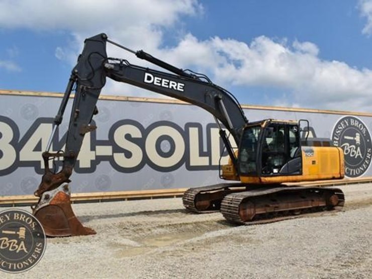 2018-deere-210g-lc-image-3