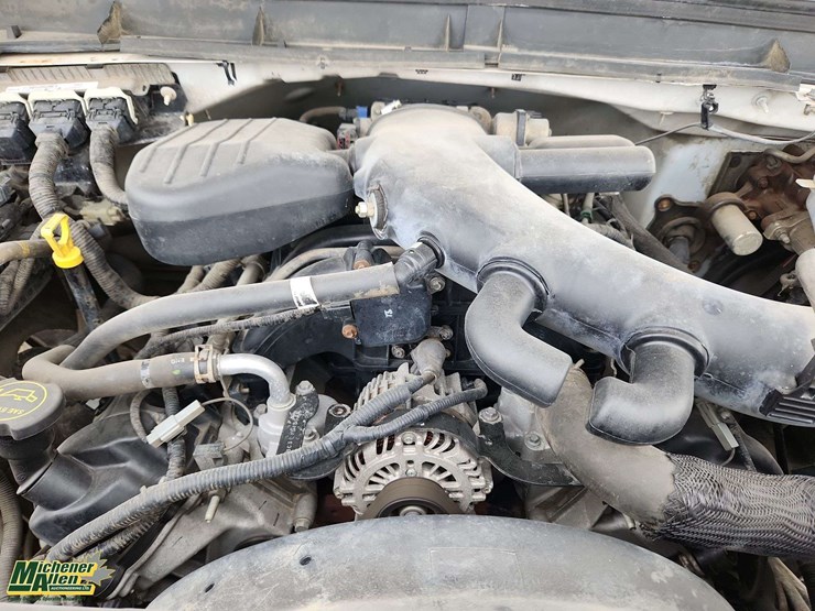 2014-ford-f550-image-36