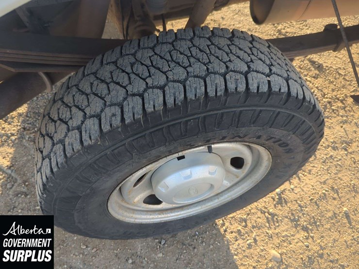 2011-ford-f250-image-33