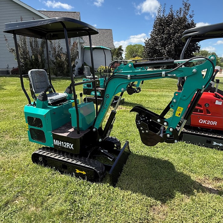 #611 • 2025 CFG Industrial MH12RX Hydraulic Track Type Mini Excavator