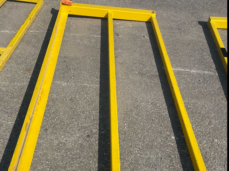#3009-•-heavy-duty-safety-guardrail-(cont)-image-1