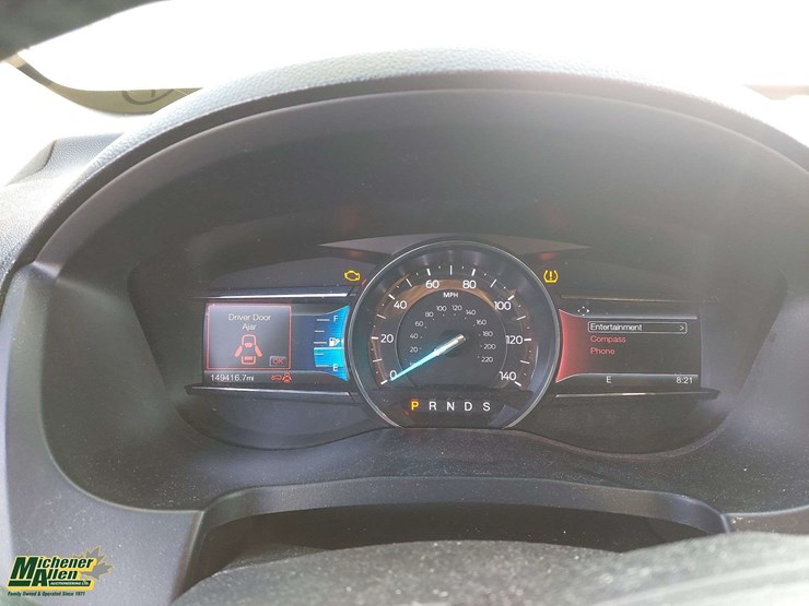 2016-ford-explorer-xlt-image-8