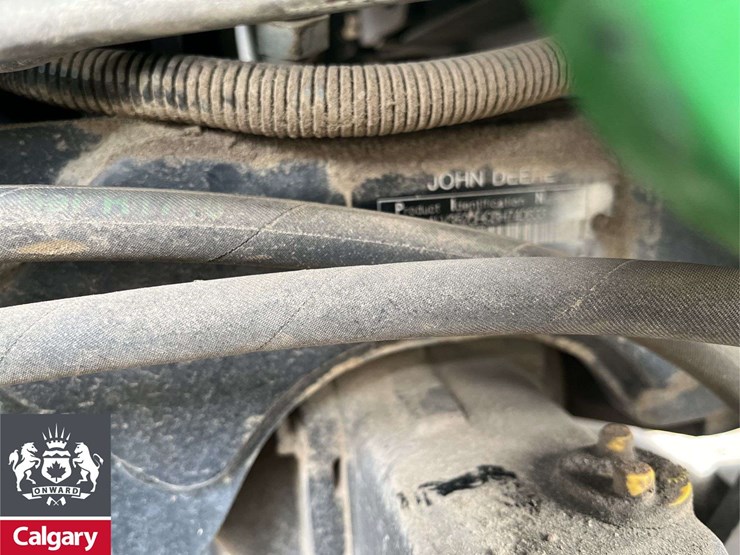 2011-john-deere-3520-image-6