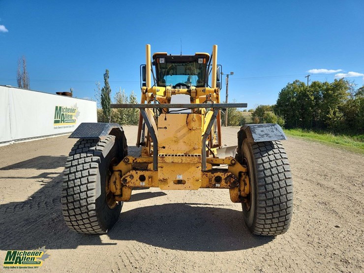 2011-volvo-g940-image-23