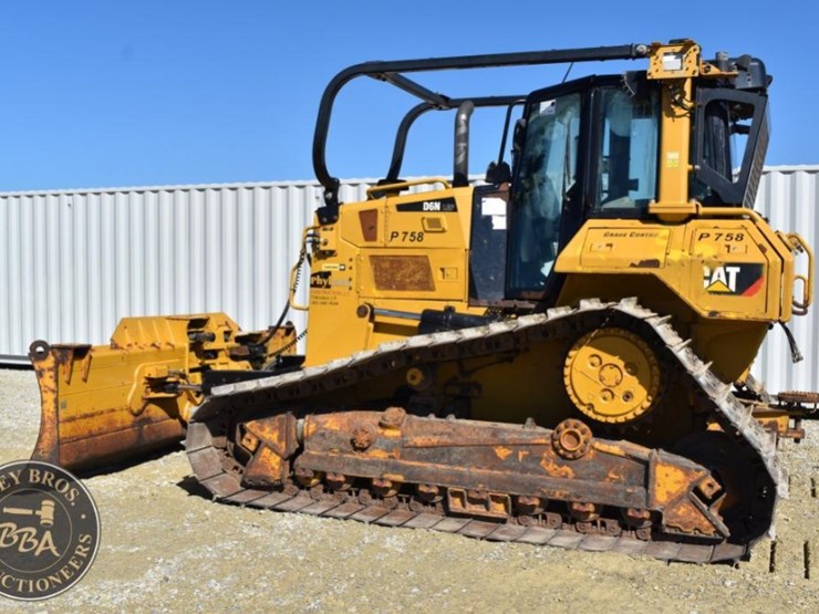 2020-caterpillar-d6n-lgp-image-18