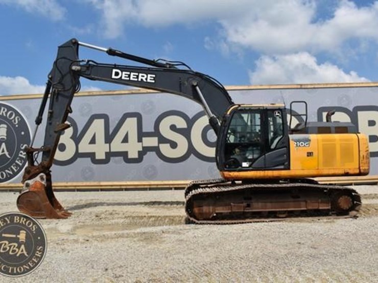 2018-deere-210g-lc-image-9