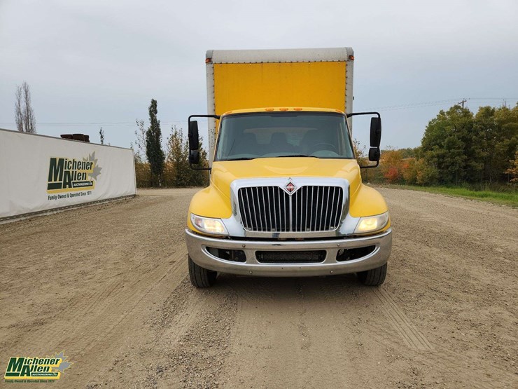 2013-international-durastar-4300-image-5