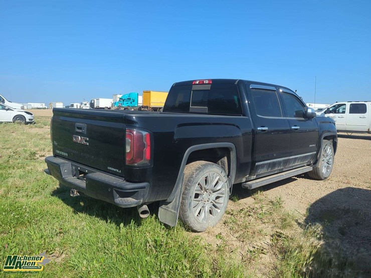 2017-gmc-sierra-1500-image-4