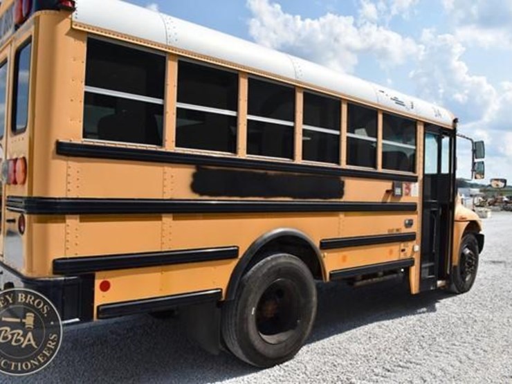 2012-ic-bus-ce-image-17