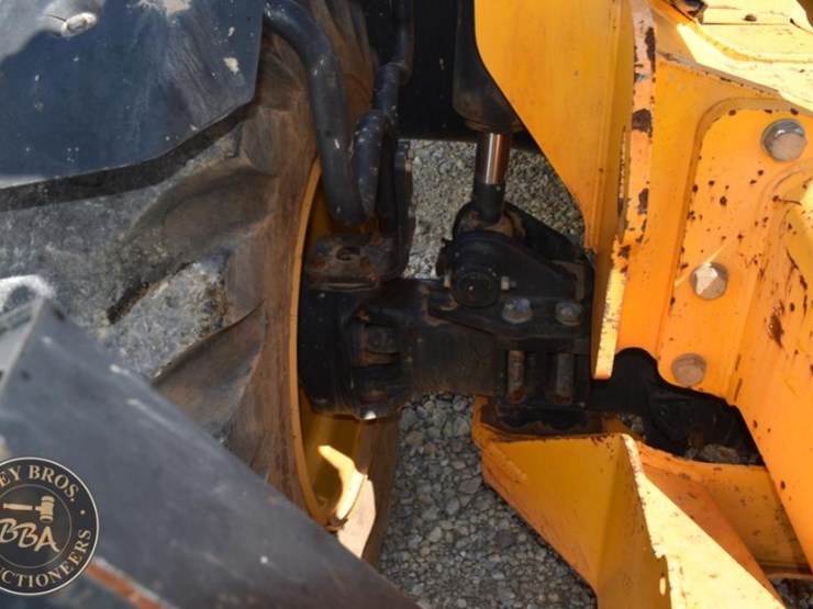 2015-jcb-510-56-image-19