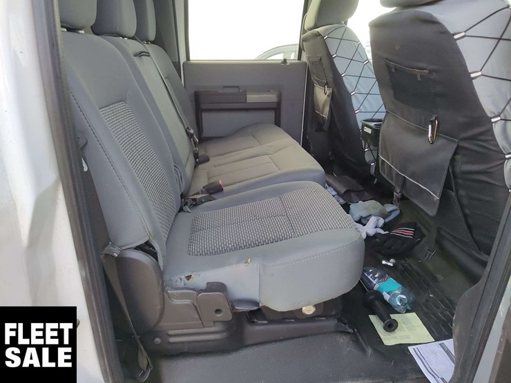 2011-ford-f550-image-21