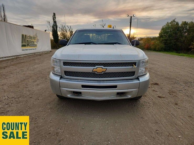 2013-chevrolet-silverado-1500-image-33