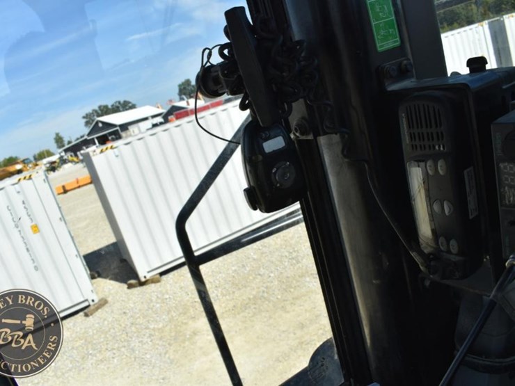 2014-caterpillar-982m-image-19