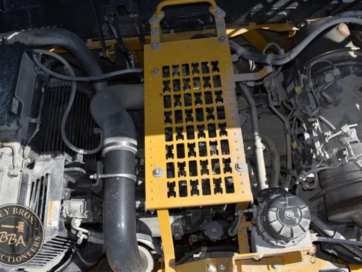 2023-komatsu-pc360-lc-11-image-28
