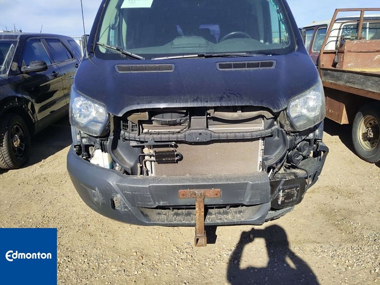 2015-ford-transit-image-28