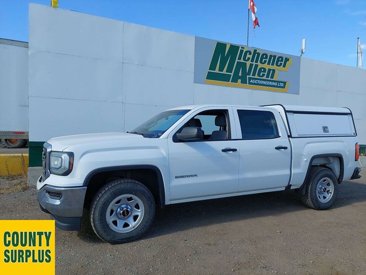 2016-gmc-sierra-1500-image-1