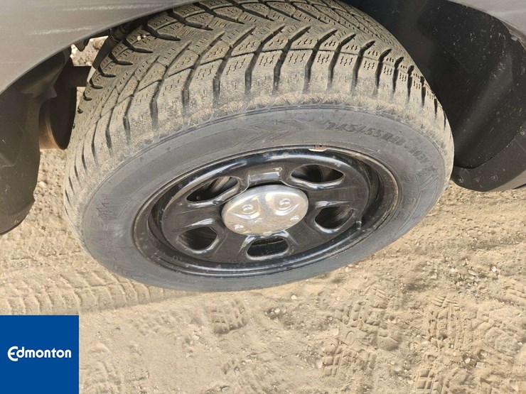 2014-ford-explorer-image-31