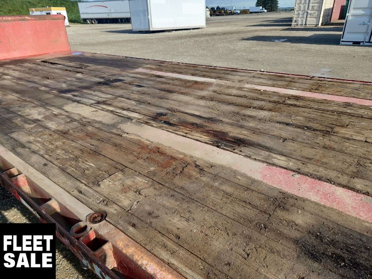 2008-manac-tri/a-step-deck-trailer-image-30
