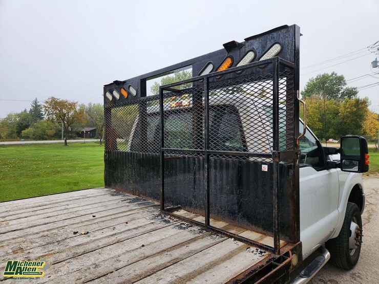 2016-ford-f350-image-26