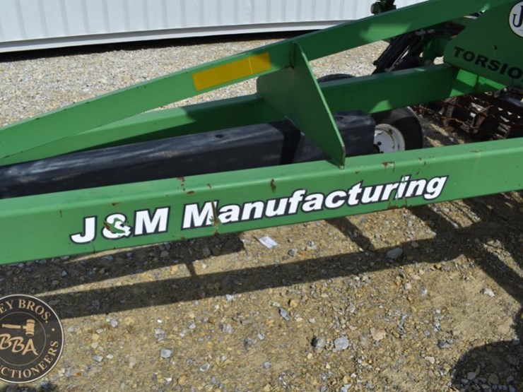 j&m-tf212-image-8