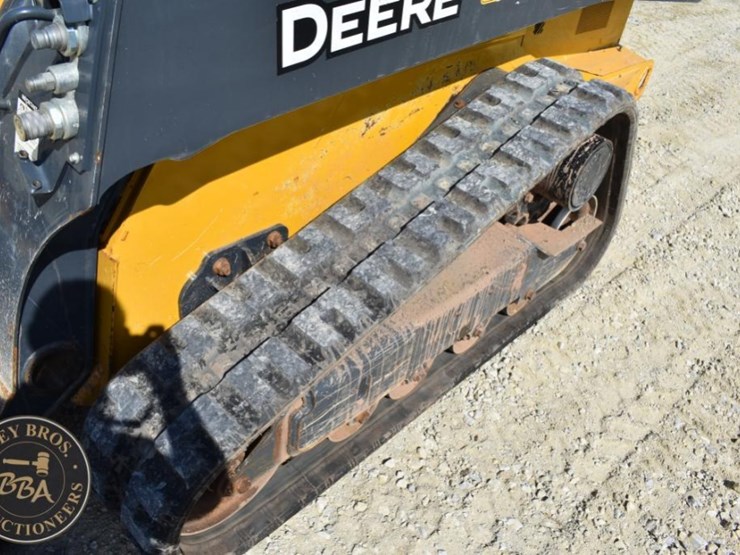 2021-deere-325g-image-67