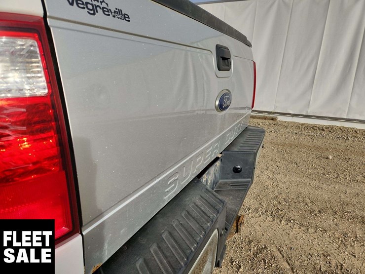2014-ford-f350-image-39