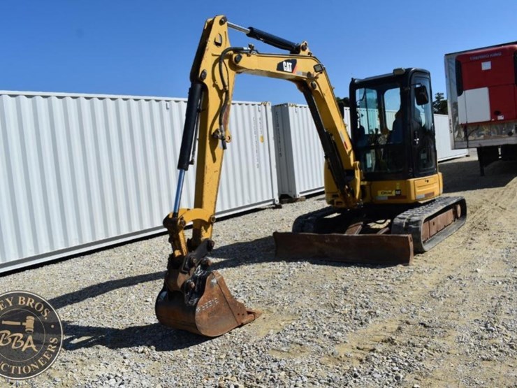 2013-caterpillar-305.5d-cr-image-16