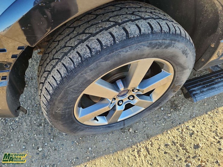 2013-ford-expedition-image-32