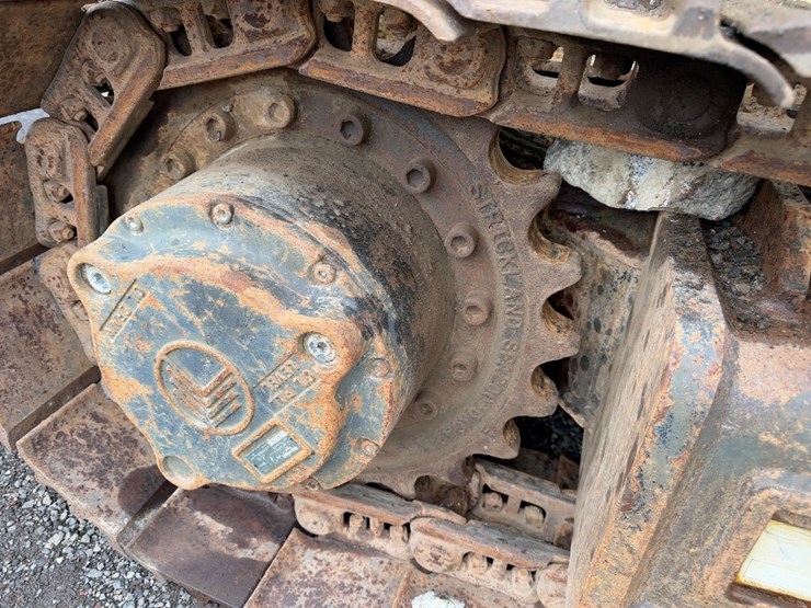 2016-caterpillar-c7-image-19