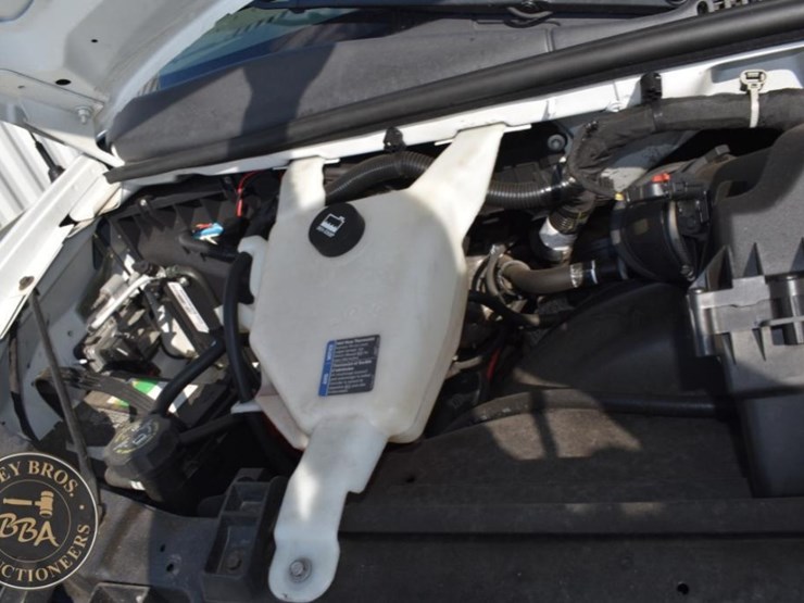 2019-chevrolet-express-2500-image-7